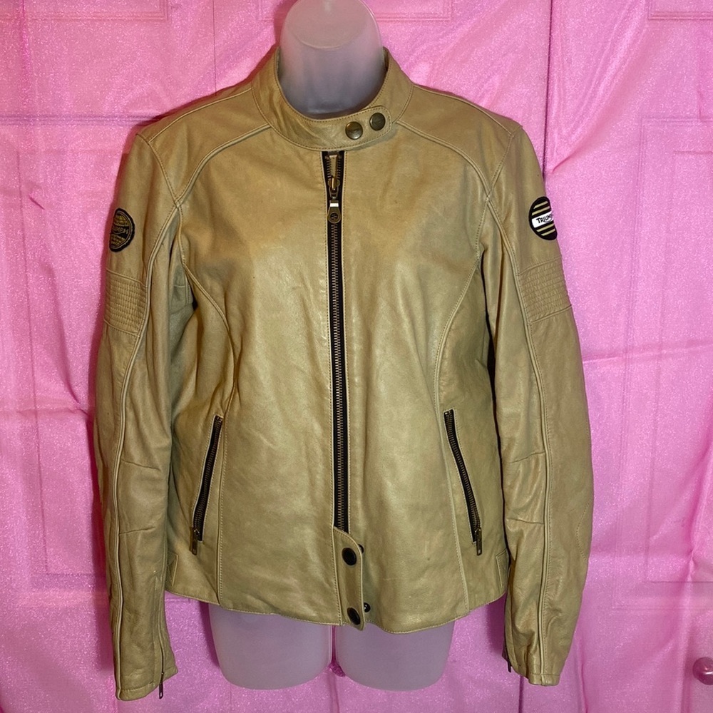 Triumph Motorcycle Jacket with all four pieces of shoulder & elbow armor. EUC